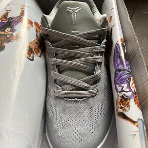 Nike - Kobe 8 Protro - Wolf Grey - Men's Size 9